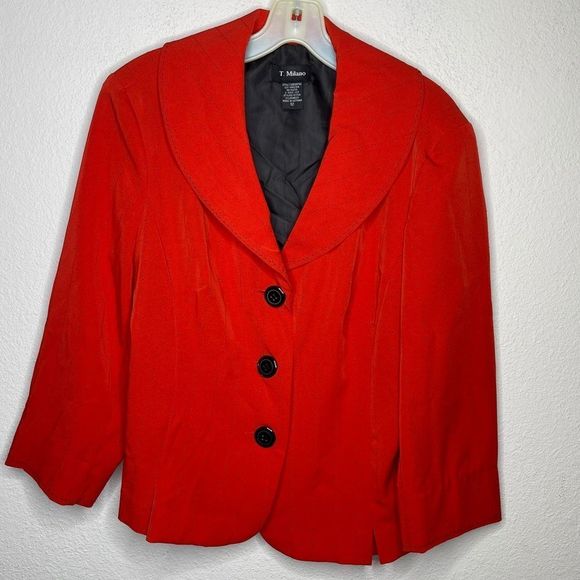 Vintage T. Milano Red Blazer‎ - Picture 5 of 7